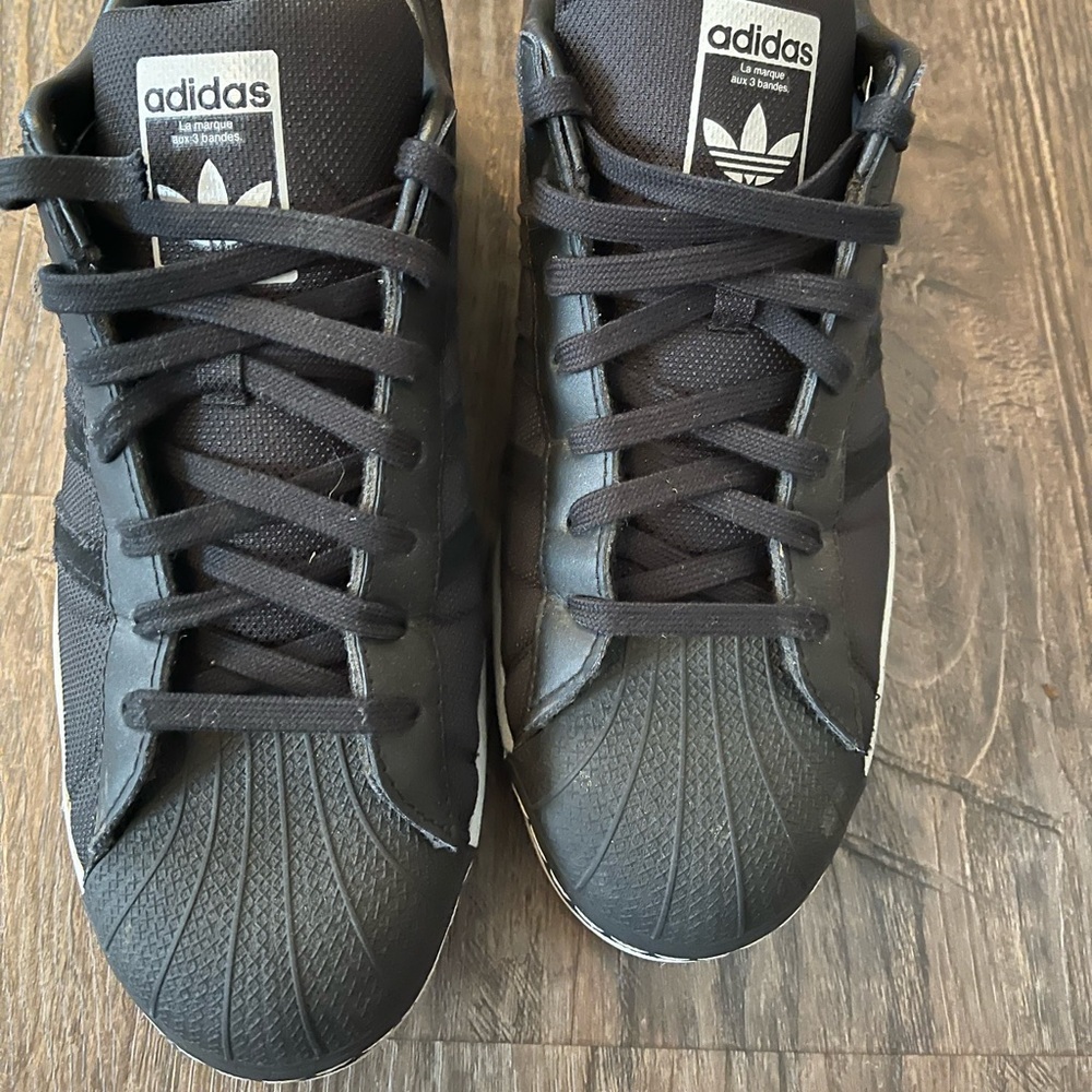 Adidas Shell Toe
